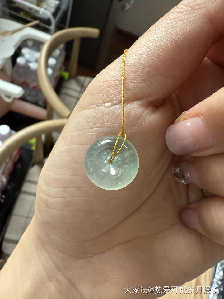 甜甜圈看个价_翡翠