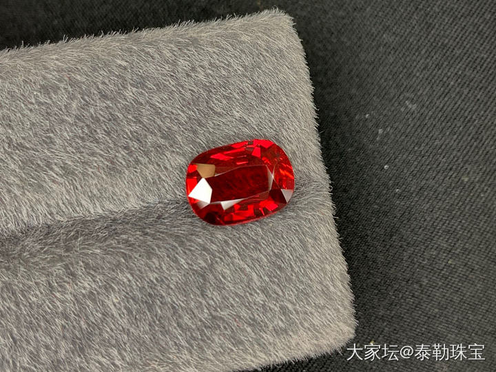 3.04ct无烧鸽血红_彩色宝石
