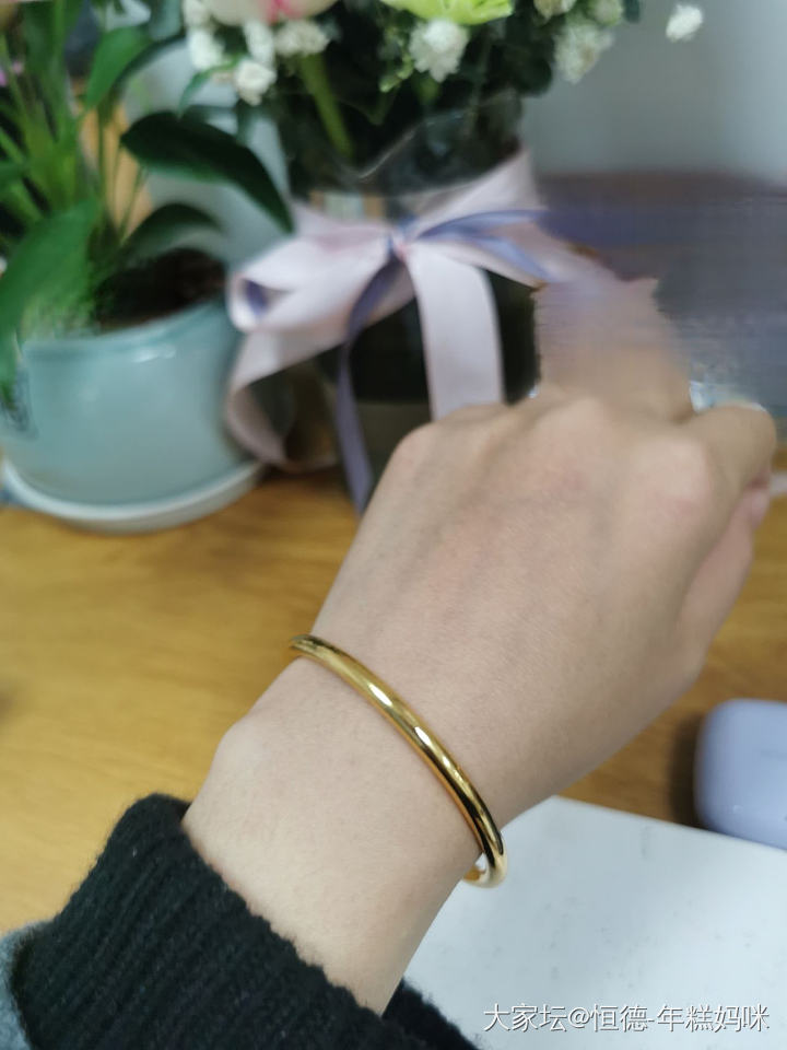 女神节快乐_手镯金