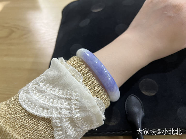 姐妹，帮参谋留哪个_手镯翡翠