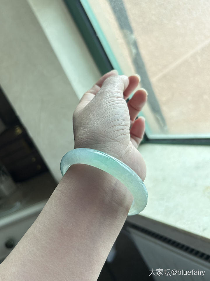 蔡依林妈妈的翡翠手镯_手镯翡翠
