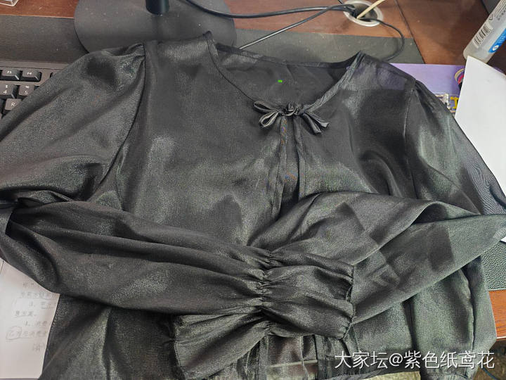 开心一刻：吃完饭溜达，可以有助于荷包减肥。_闲聊