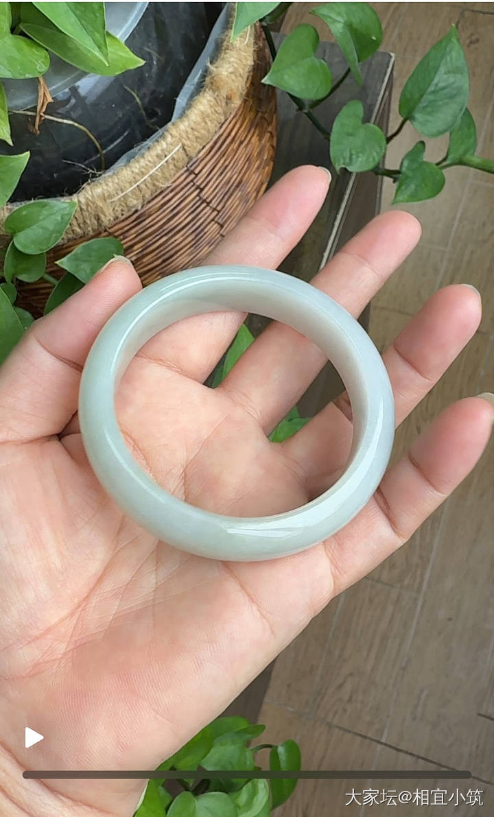 翡翠手镯_翡翠
