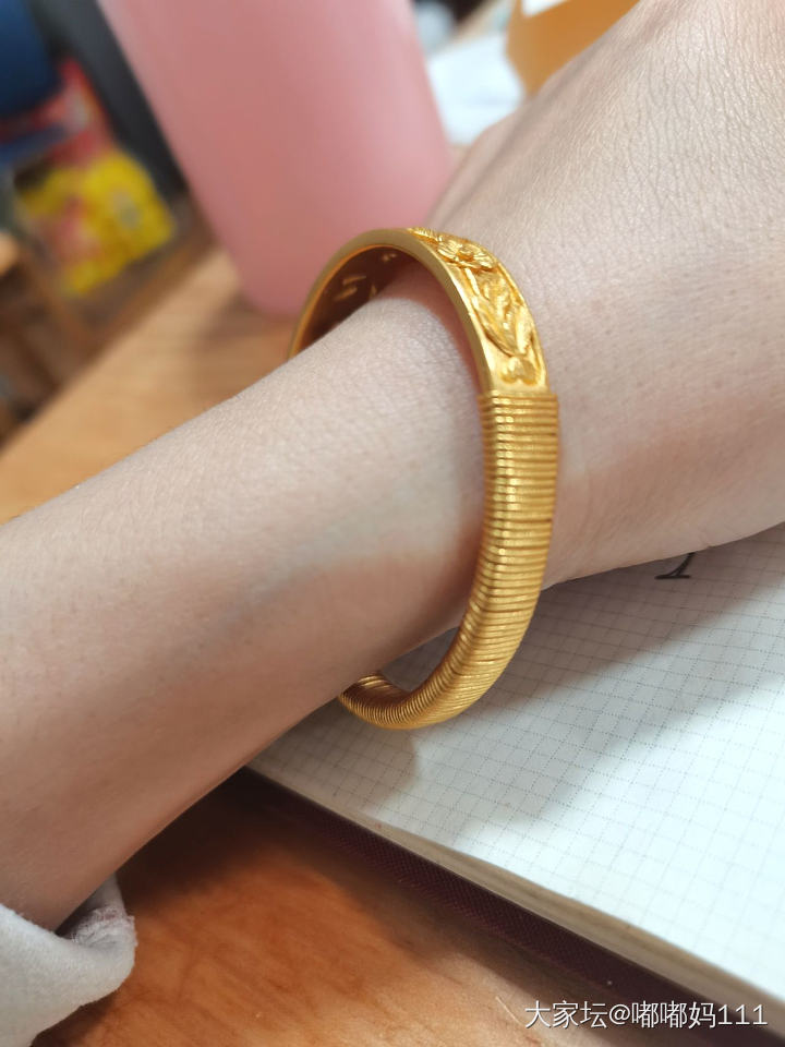 到底多少克才能是大金镯子哇_金