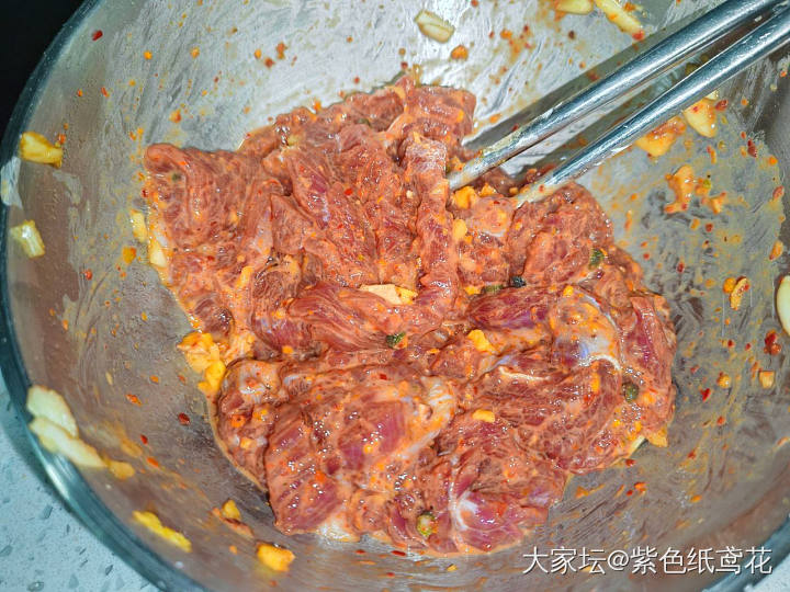 开心一刻：人均十元的菌汤牛肉。_美食