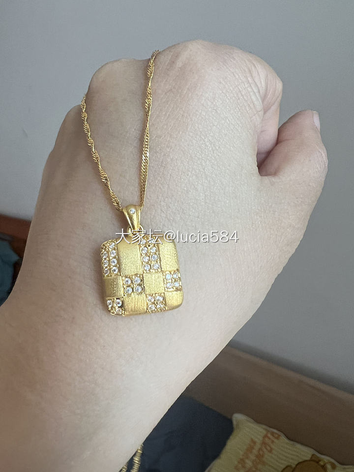 春暖花开，亮晶晶的闪眼睛_金