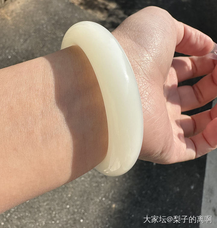 可以帮我看下这是什么料吗_手饰和田玉