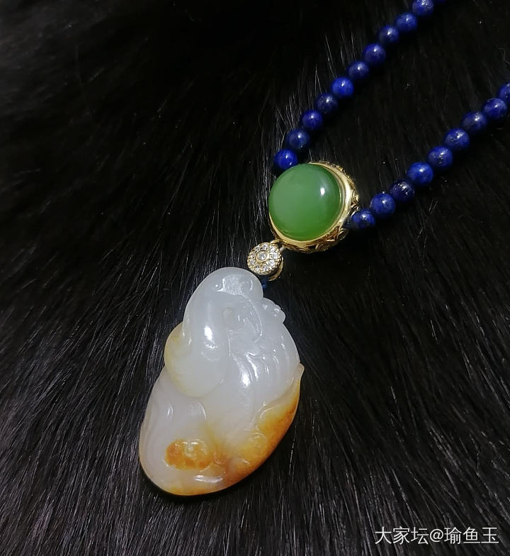 既然睡着了，那就给饲养员当背景啊，小猫咪们，哈哈哈哈哈哈（反派式桀桀怪笑）_和田玉