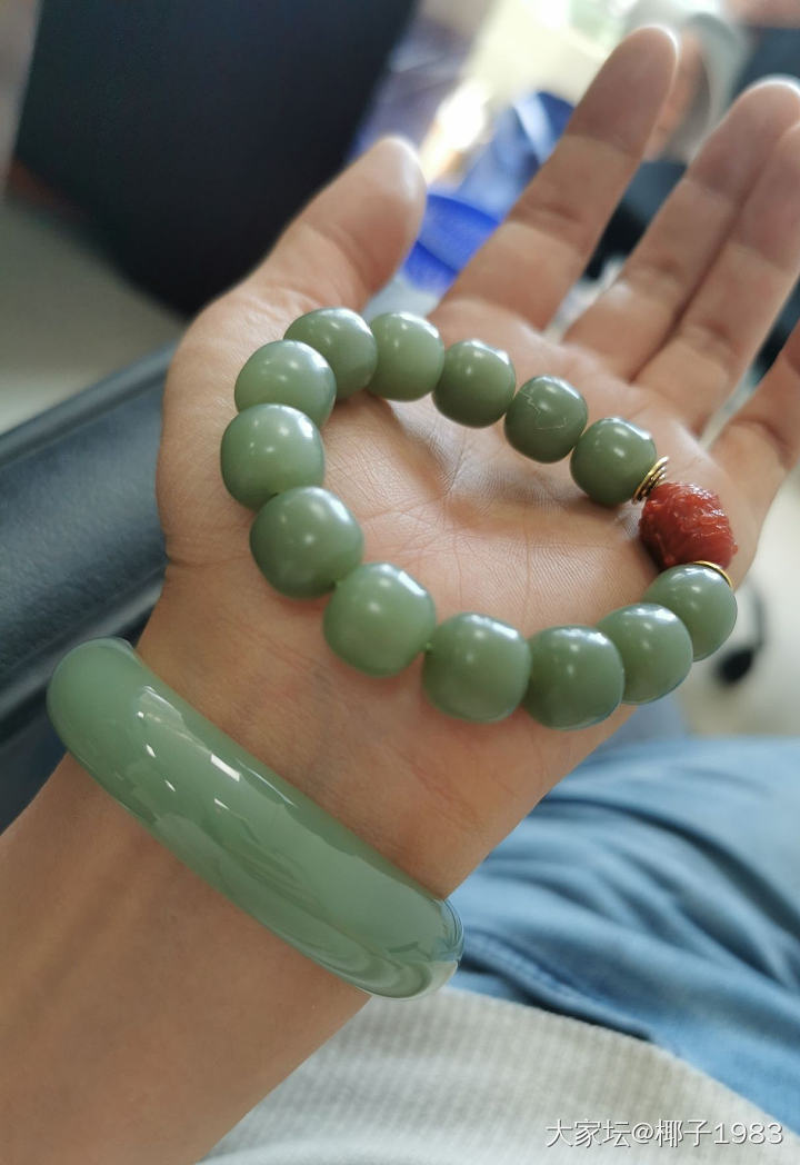 新疆青玉和粉青的对比_和田玉