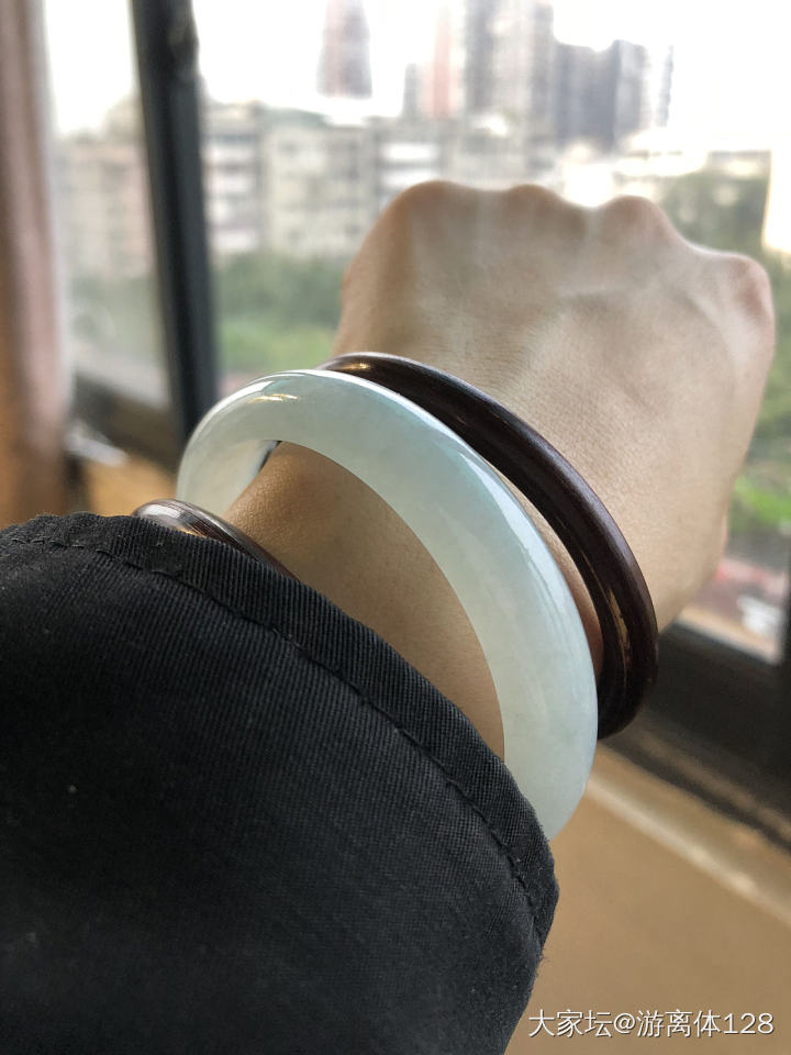 不知不觉戴了十年了_手镯翡翠