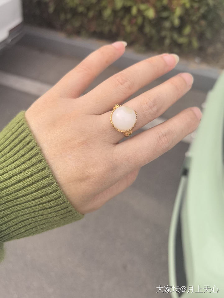 春暖花开了，周末大家都带了啥！_和田玉