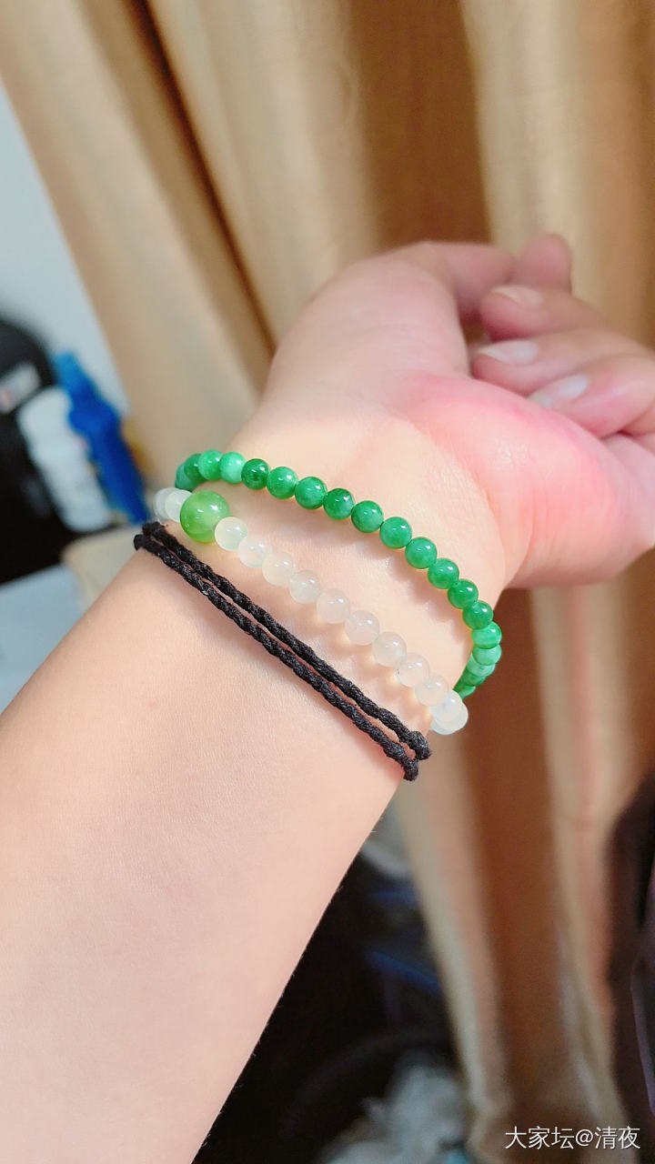 今日左手~_珠串翡翠