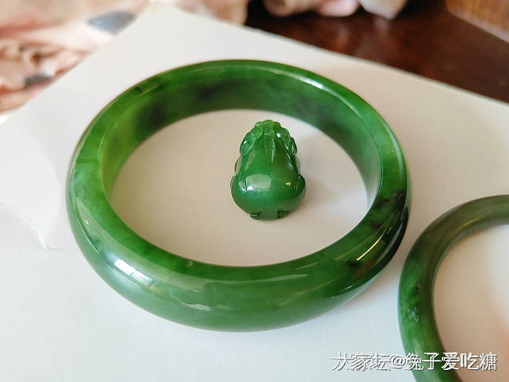 碧玉自有一种温润古朴的美感_时尚首饰金和田玉