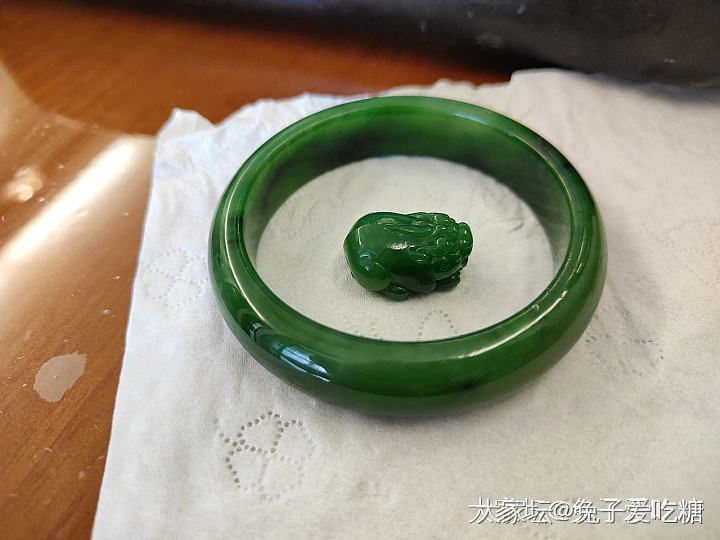 碧玉自有一种温润古朴的美感_时尚首饰金和田玉