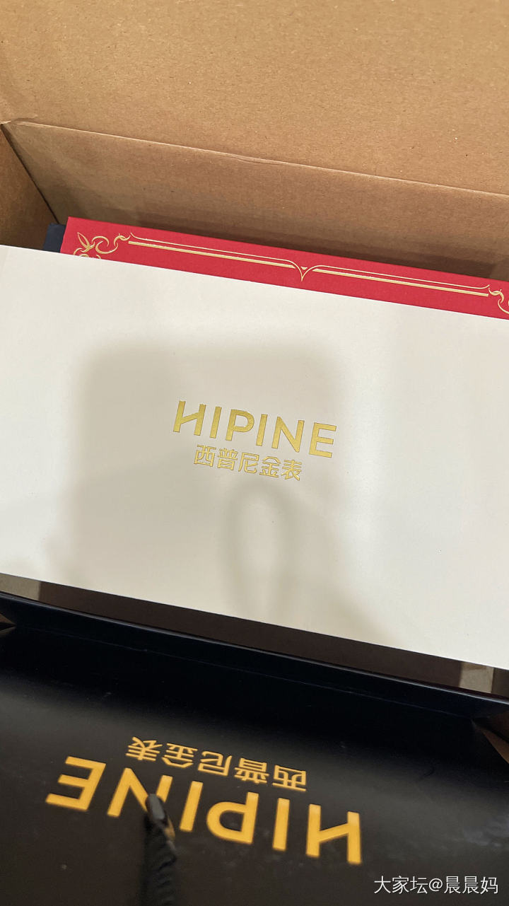 好物分享：一克金的金表到了呀，美貌，是我喜欢的样子_手表
