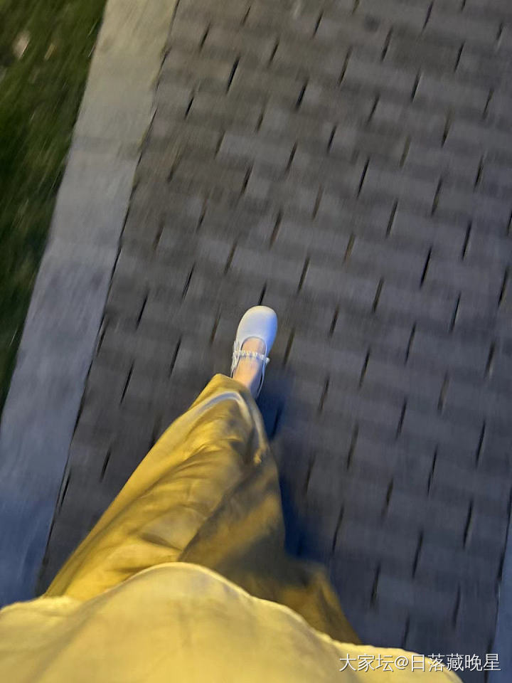 来，亮出你的新中式_穿搭