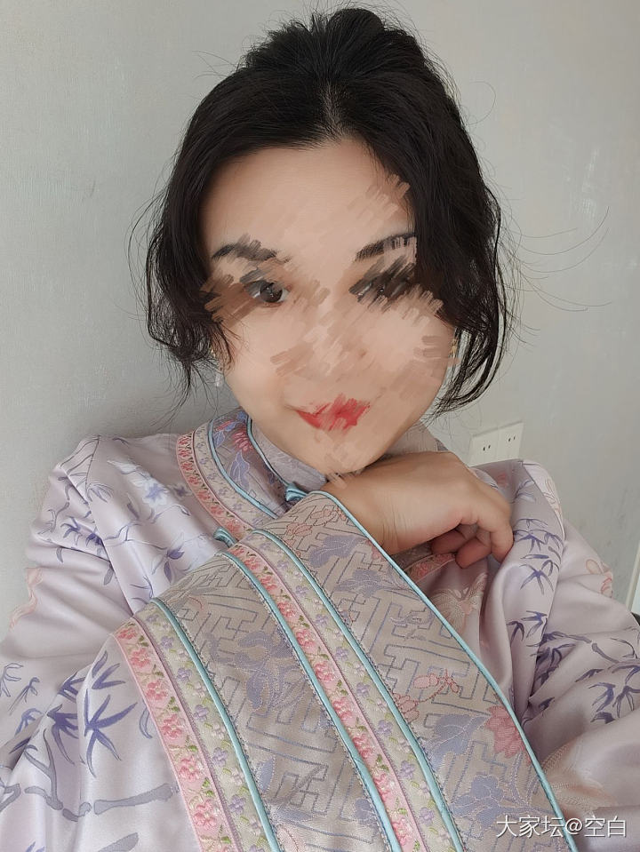 来，亮出你的新中式_穿搭