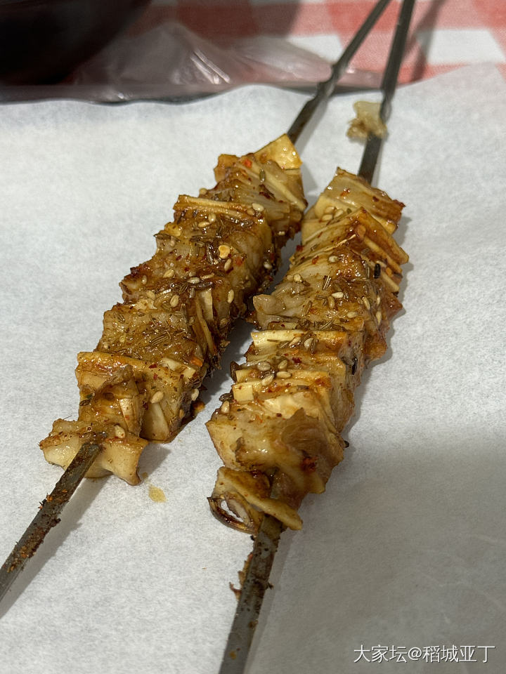 昨晚和堂弟又出来喝酒撸串了，消费了190多。这顿吃挺好的。_美食生活