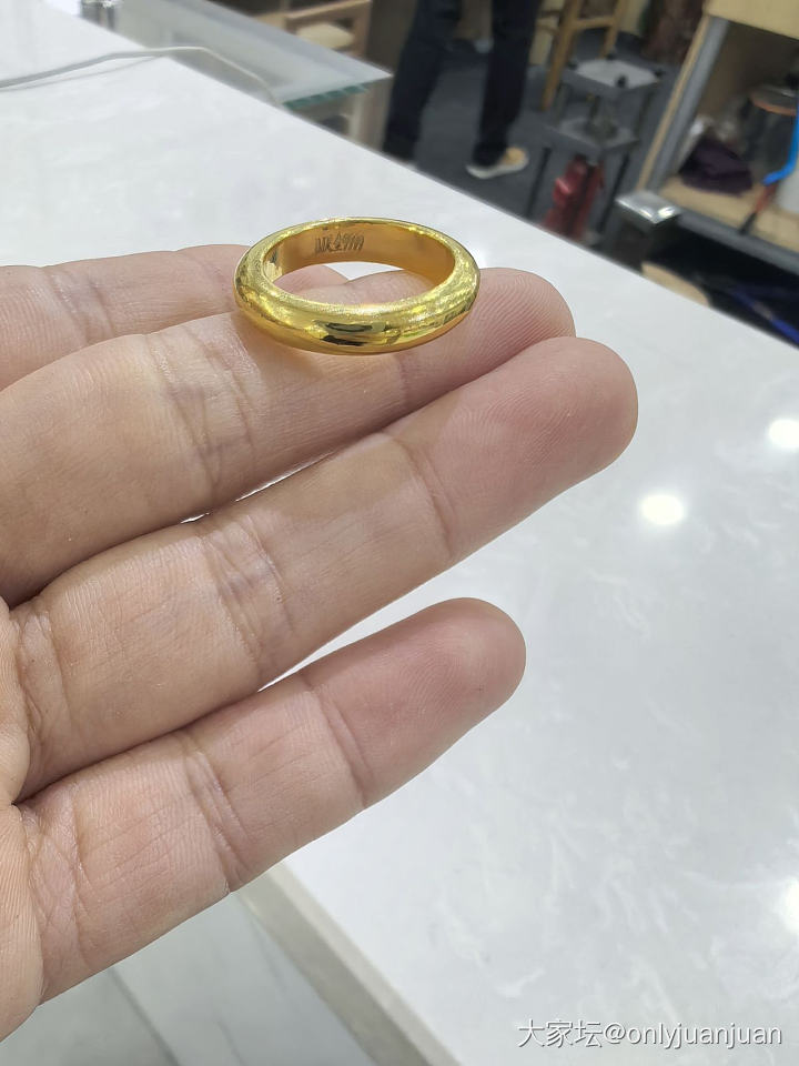带上会不会变咕噜_戒指金