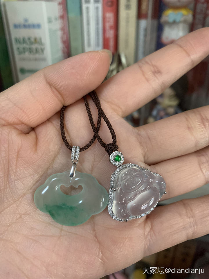 翠儿家的非洲翠，加个扣头，假装是翡翠_玉石