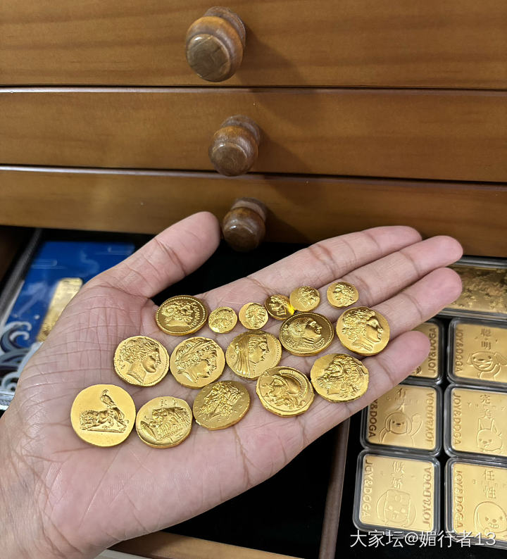 秀秀校长家的免工费金币😬😍_金