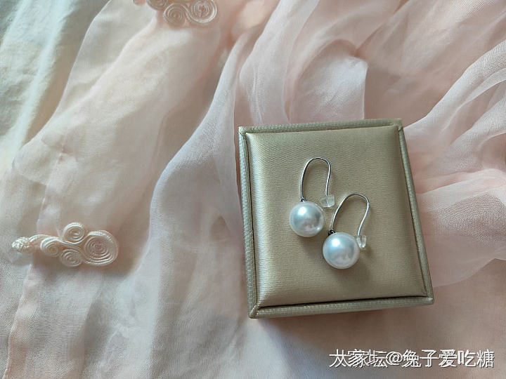 今日份装备 miumiu连衣裙+澳白套装_丽人有机宝石
