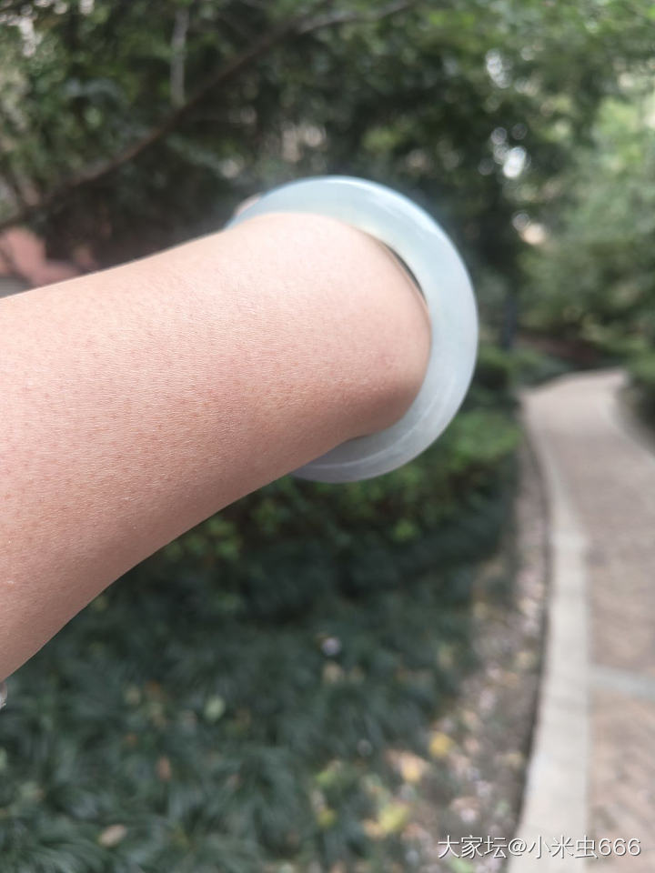 别人都在框框买金子，只有我把金子框框卖了买了几颗珠子，啊，千万别问价，问就是泪_翡翠