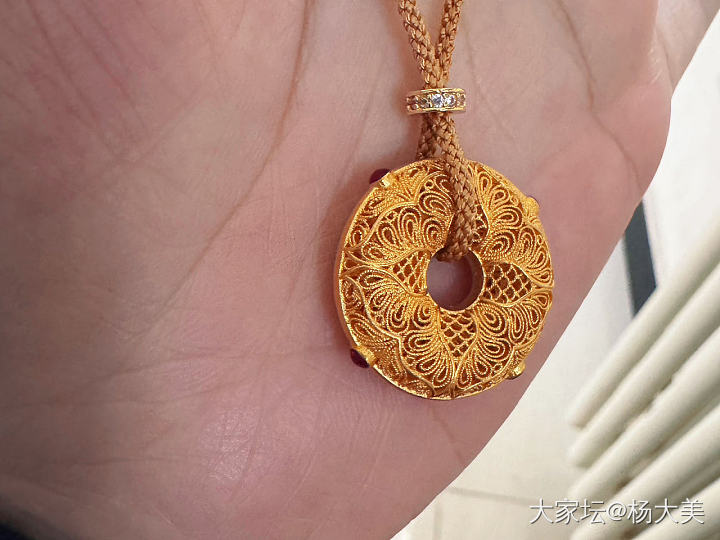 好冷呀_金