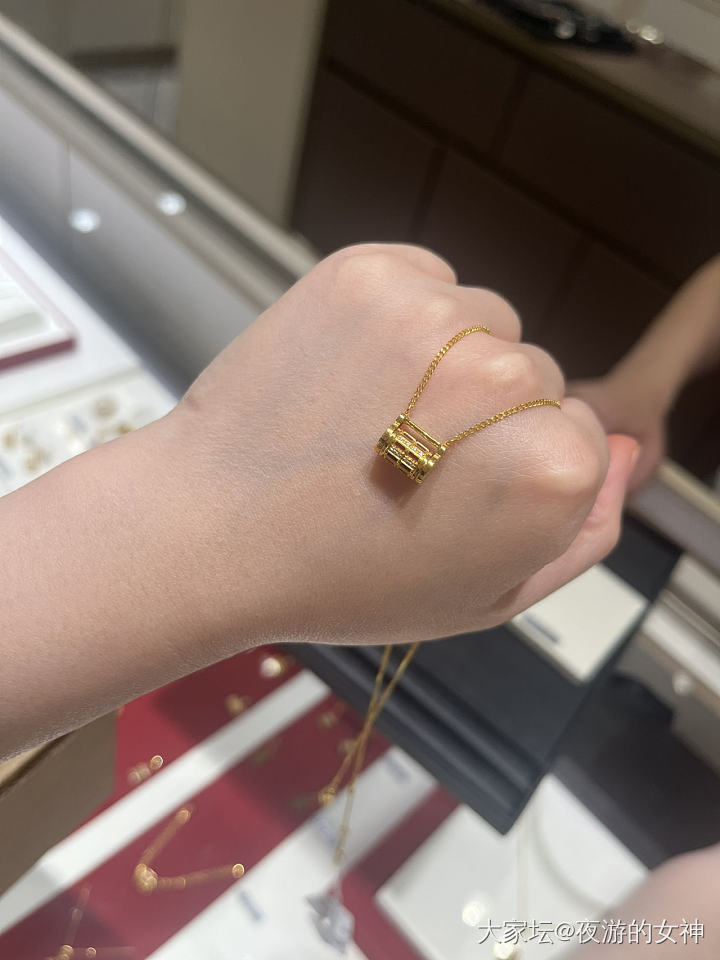 天杀的它送我一张两百元的券_金