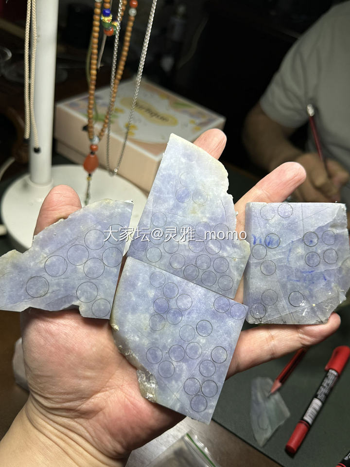 大家觉不觉得8厚成了一个很尴尬的厚度_翡翠