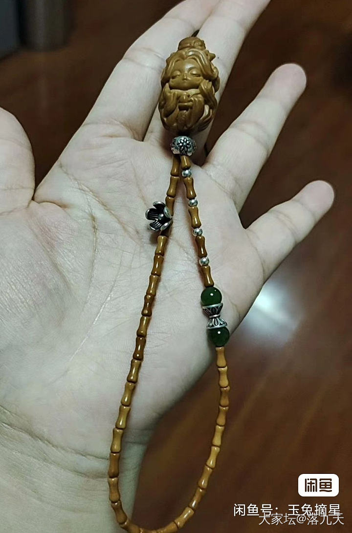 今天被坛友夸了好多，我再发几张最近卖给一个老粉姐姐的珠链，我再多臭美一会儿 😄_搭配手工diy