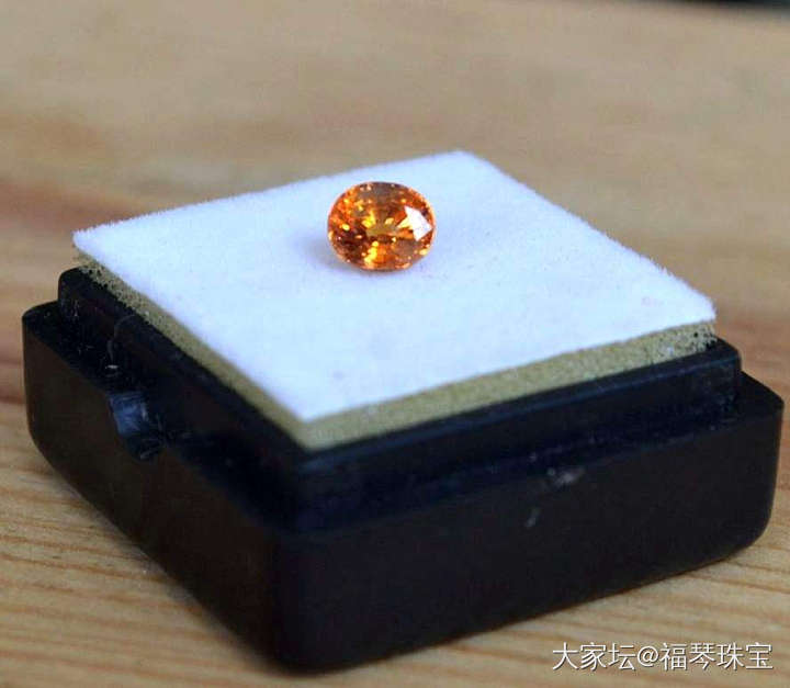 【现价再打8折特惠】斯里兰卡纯天然椭圆型0.88克拉蓝宝石_蓝宝石