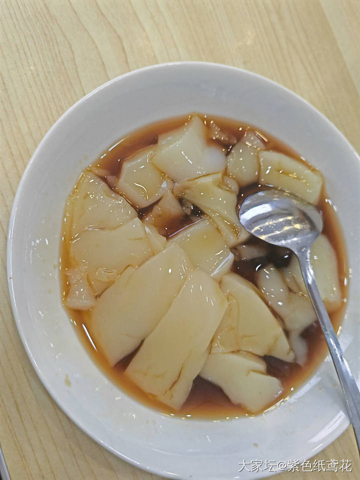 我和我的散步搭子：拒绝不了热情的小哥。_闲聊