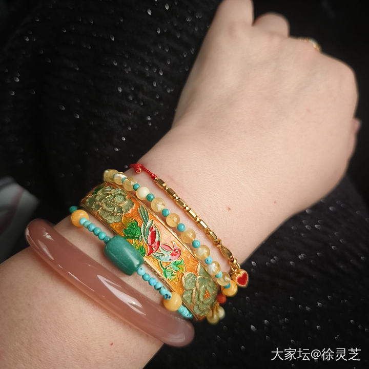金价这么高，大家还戴大克重金手镯吗？_金