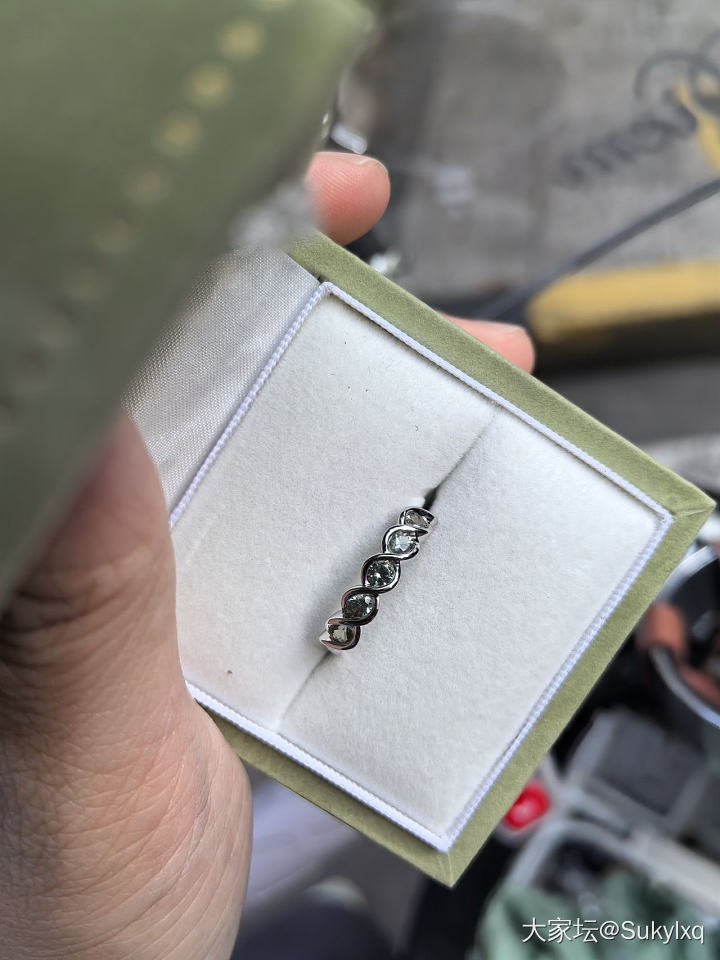 难拍的戒指又加一_彩色宝石