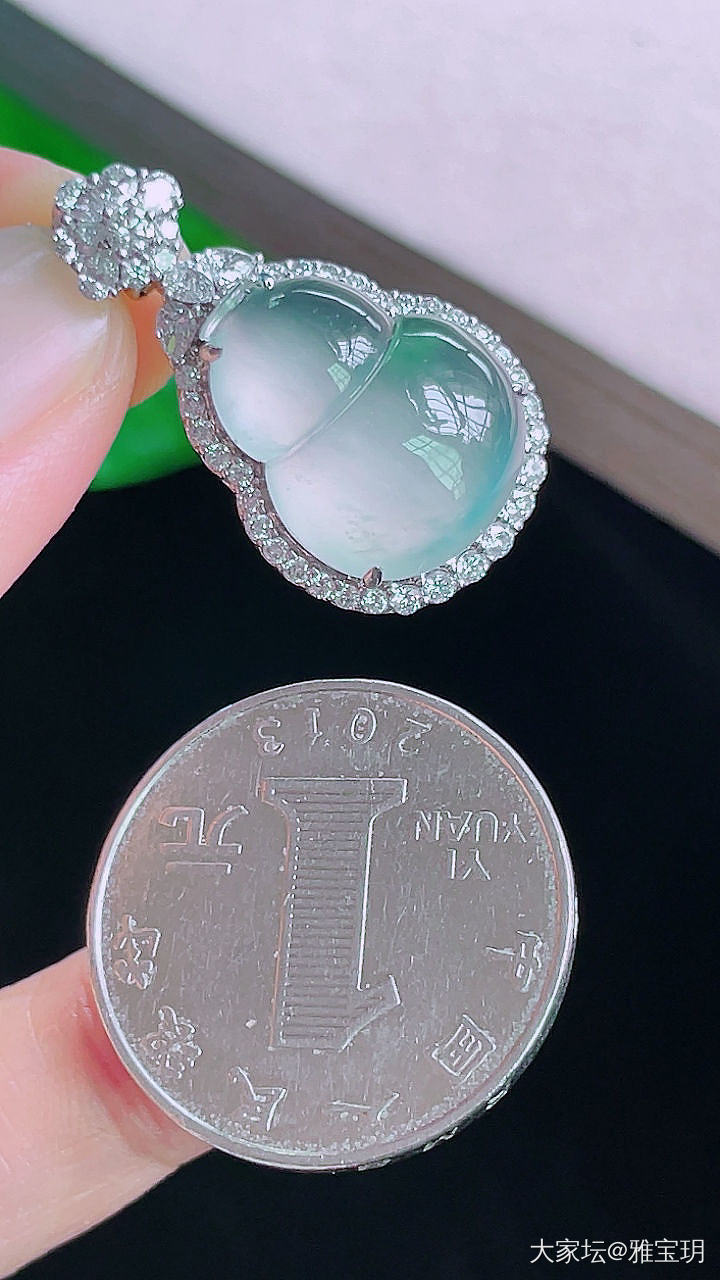 翡翠葫芦吊坠_翡翠