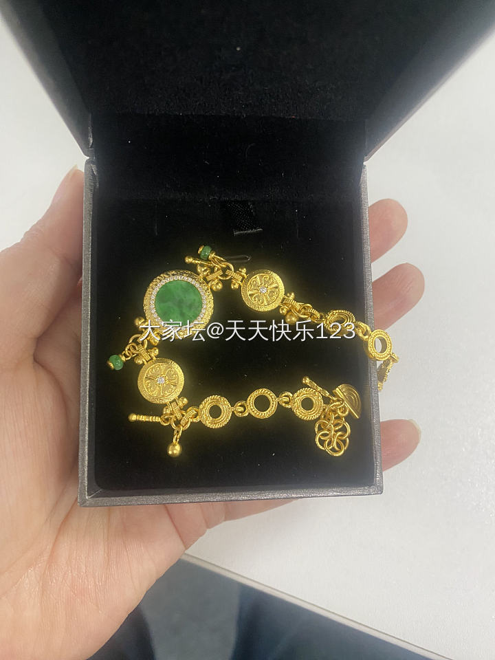 出这条足金翡翠手链_金