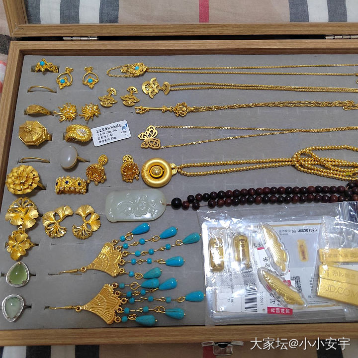 一涨就想买，一跌就想出。韭菜本菜，可是摸摸这个也舍不得，摸摸那个也舍不得_金