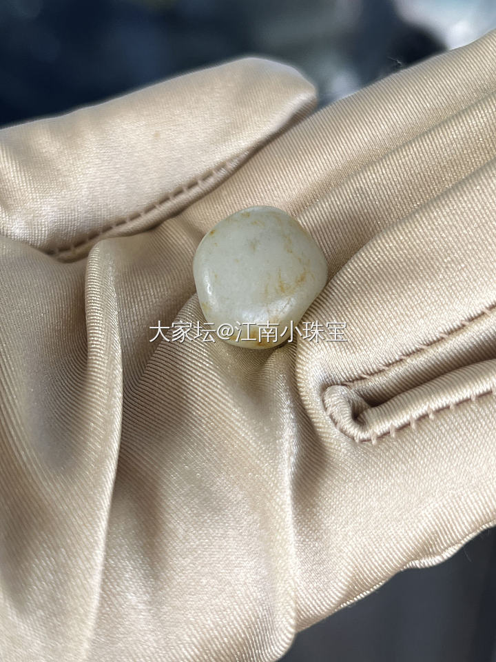 越看越像小笼包_和田玉