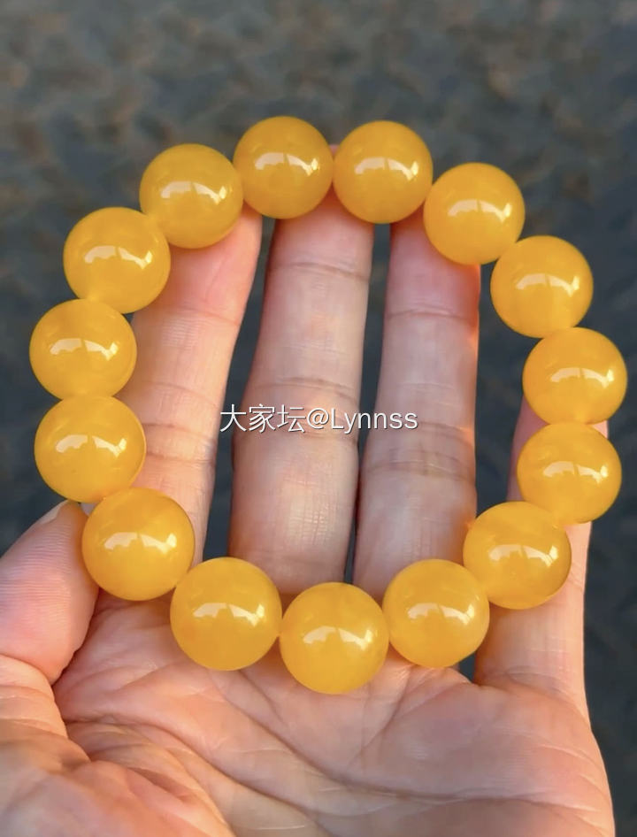 小白求鉴定蜜蜡真假（焦皮料鸡油红）_蜜蜡琥珀蜜蜡