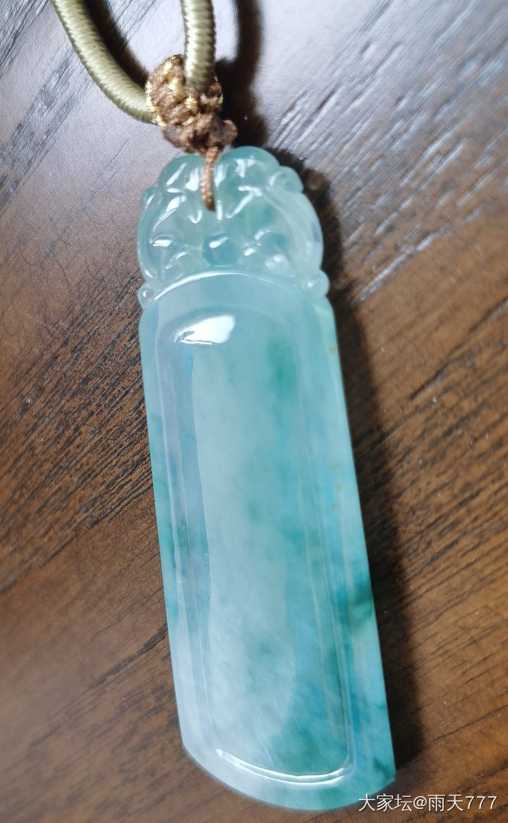 翡翠吊坠_翡翠