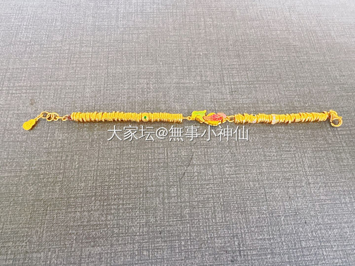 节前最后一天，双镯叠戴_搭配金