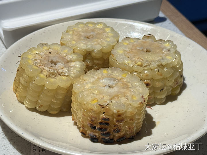 哈尔滨地标性烧烤店大全烧烤，也是哈尔滨规模最大的烧烤店。_美食生活