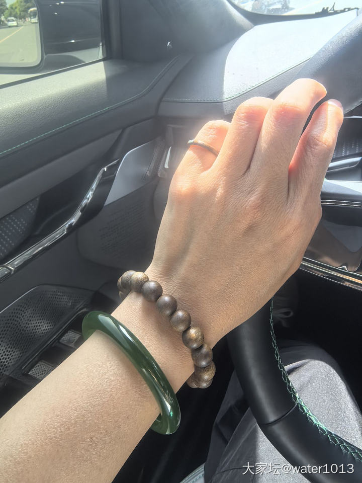 今日左手_碧玉