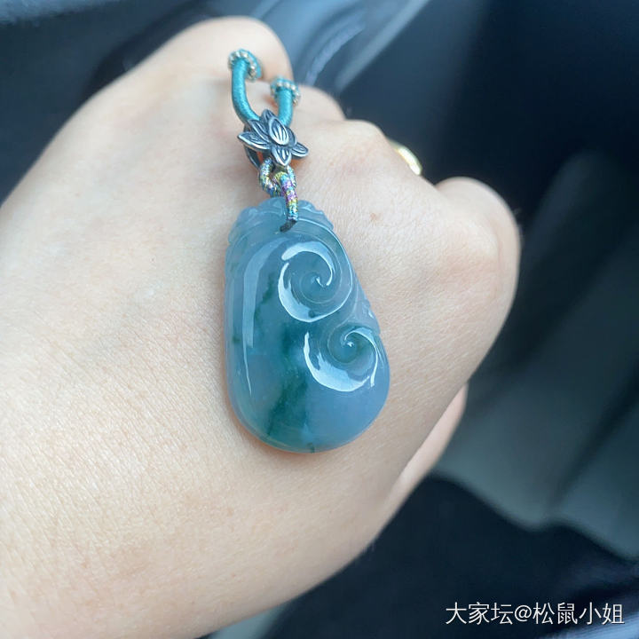 很哇塞的翡翠小件便宜出啦_翡翠