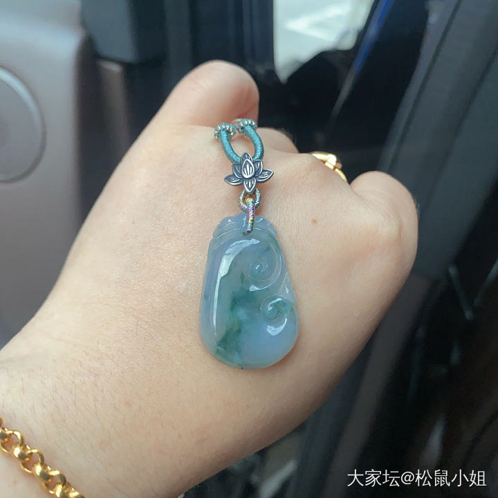 很哇塞的翡翠小件便宜出啦_翡翠