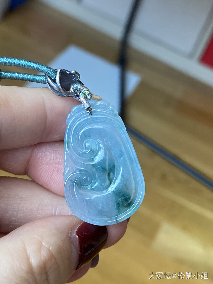 很哇塞的翡翠小件便宜出啦_翡翠
