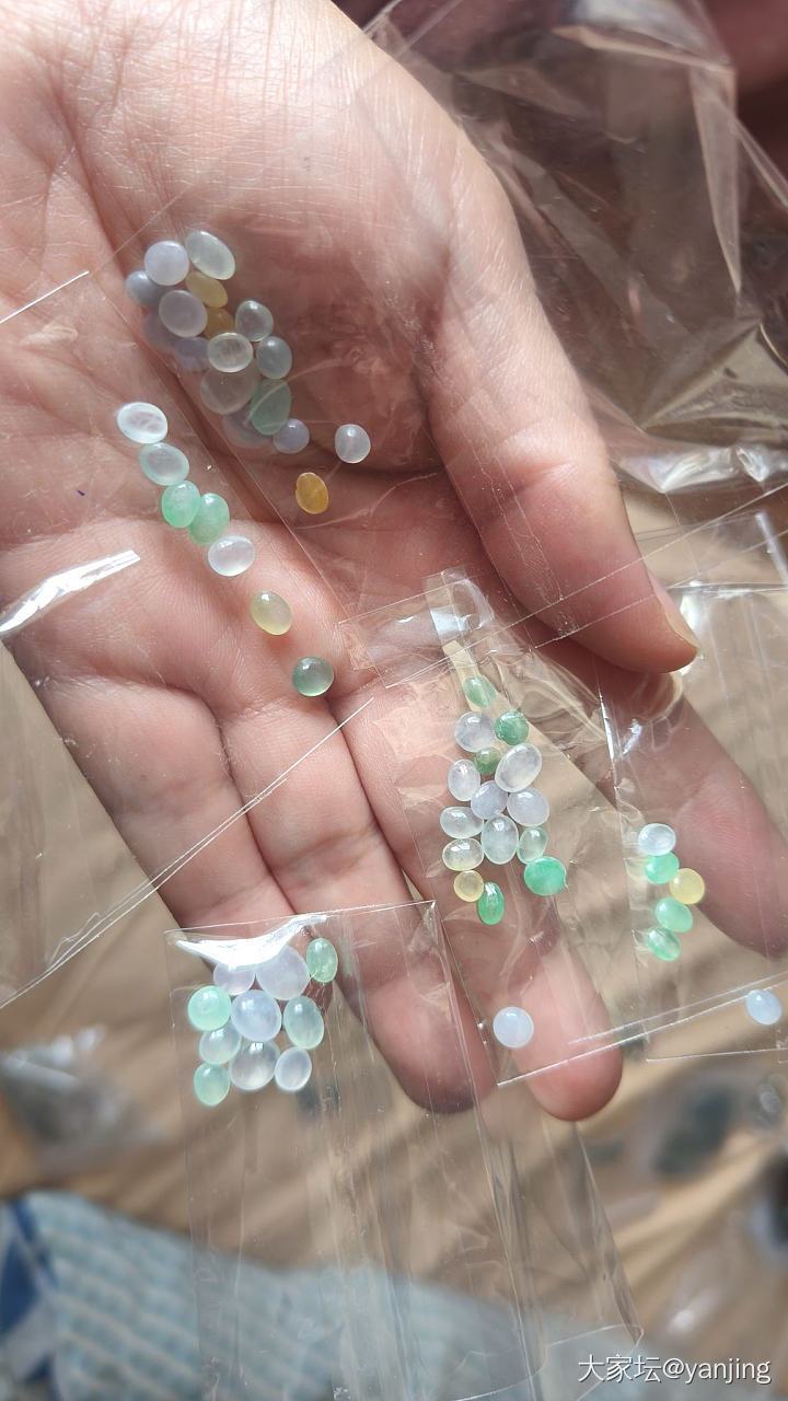 天然缅甸A货翡翠清理蛋面_翡翠