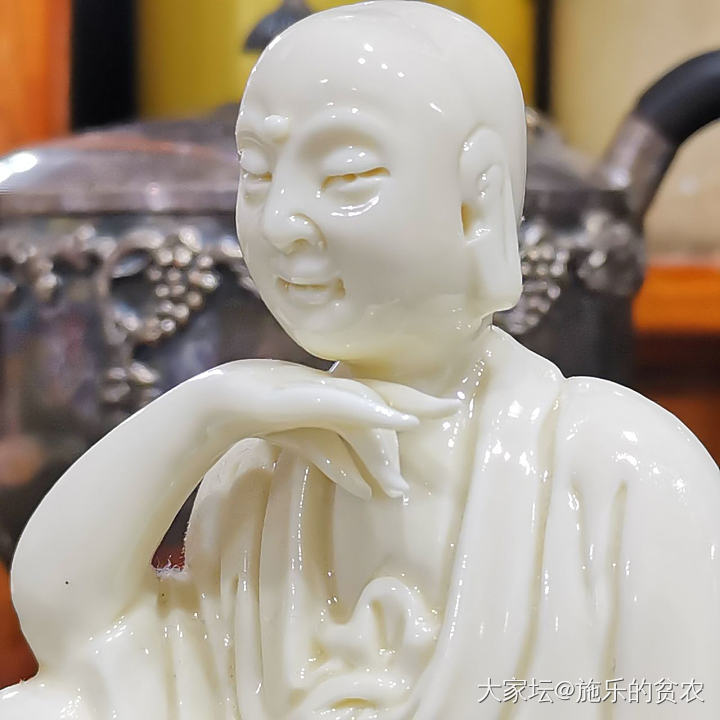 谁更白：明代德化与晚唐定窑白瓷_收藏
