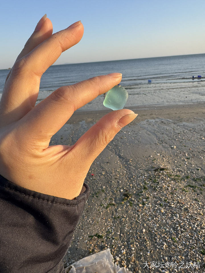 夕阳下的海边能治愈一切_旅游